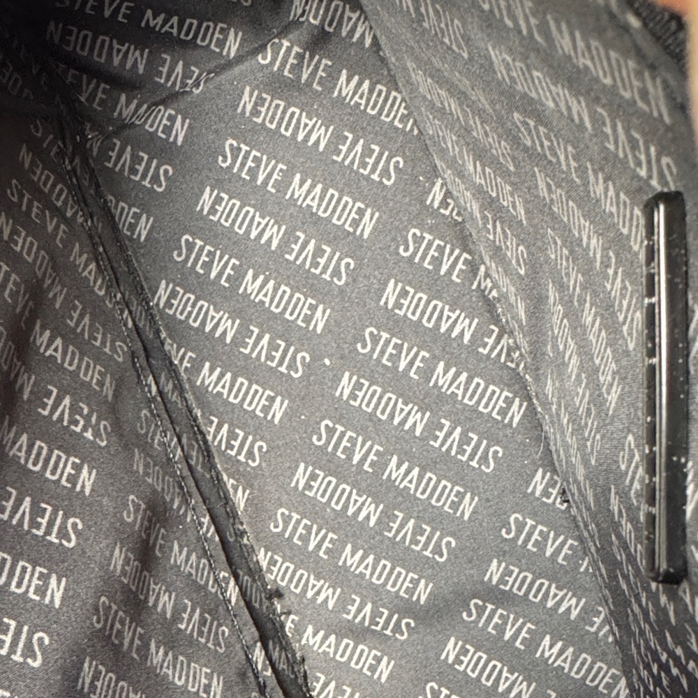 Steve Madden Black Quilted Belt Bag - Picture 10 of 11